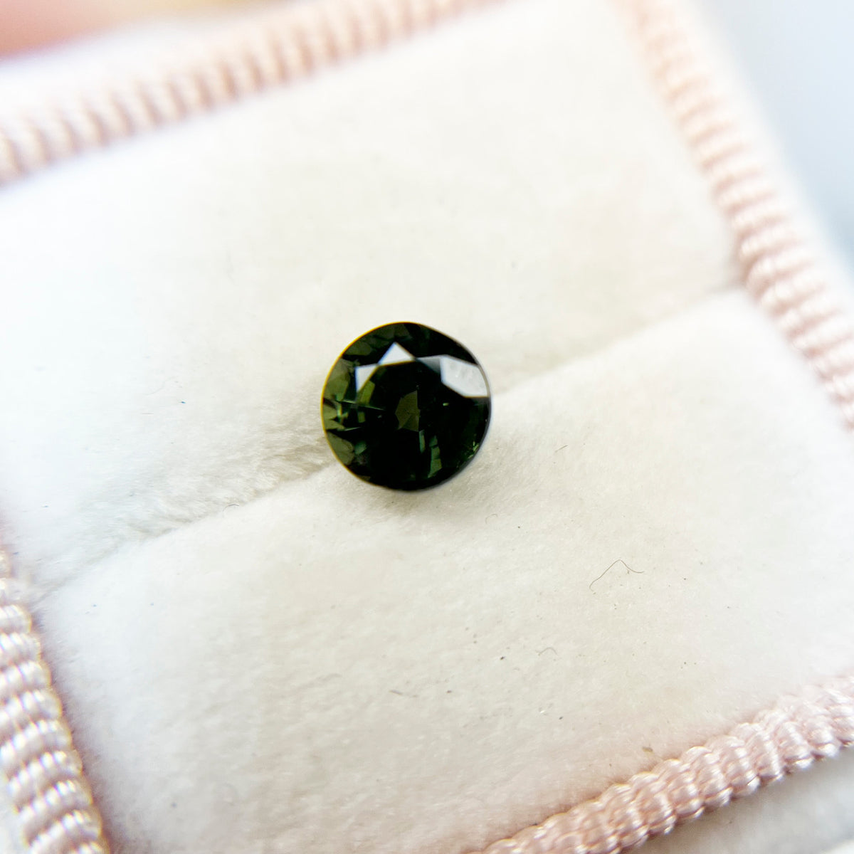 Round Olive Green Montana Sapphire