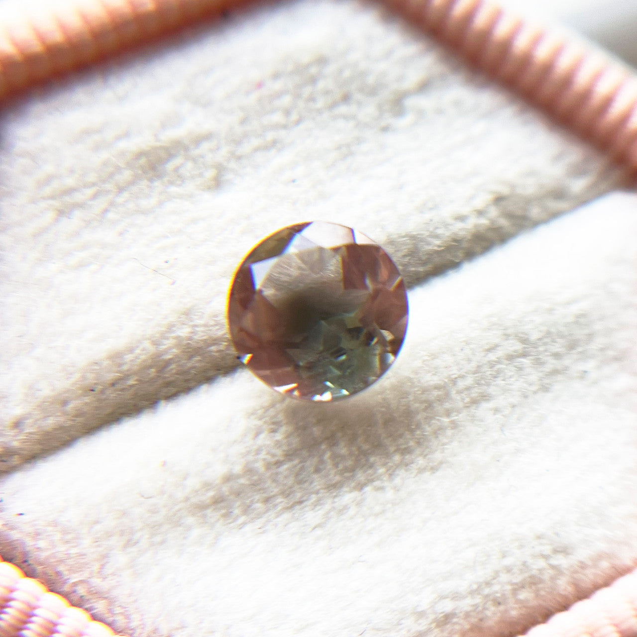 Bicolor Oregon Sunstone