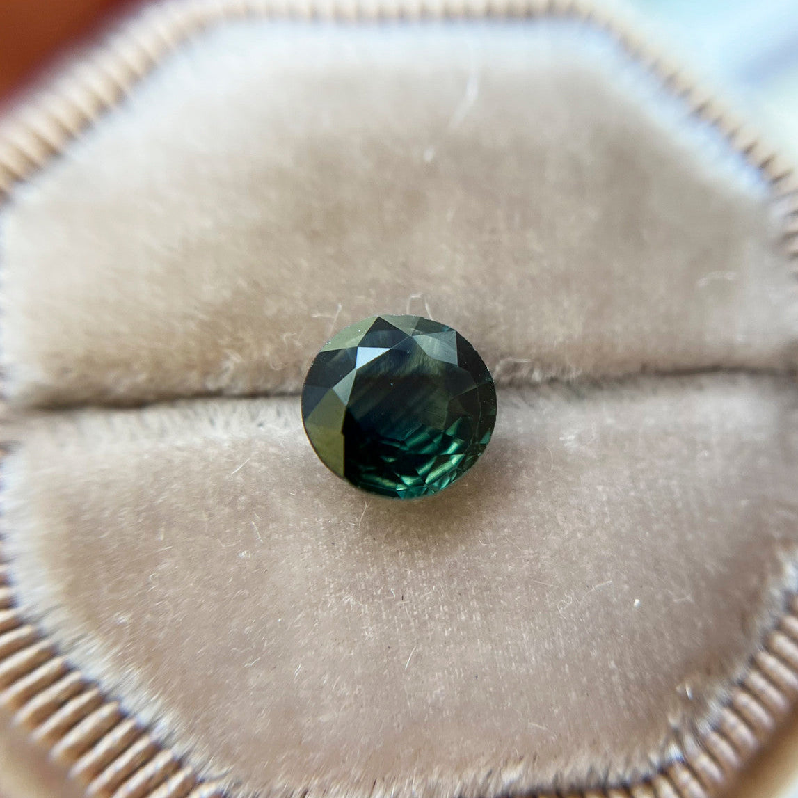 Large Deep Teal Montana Sapphire