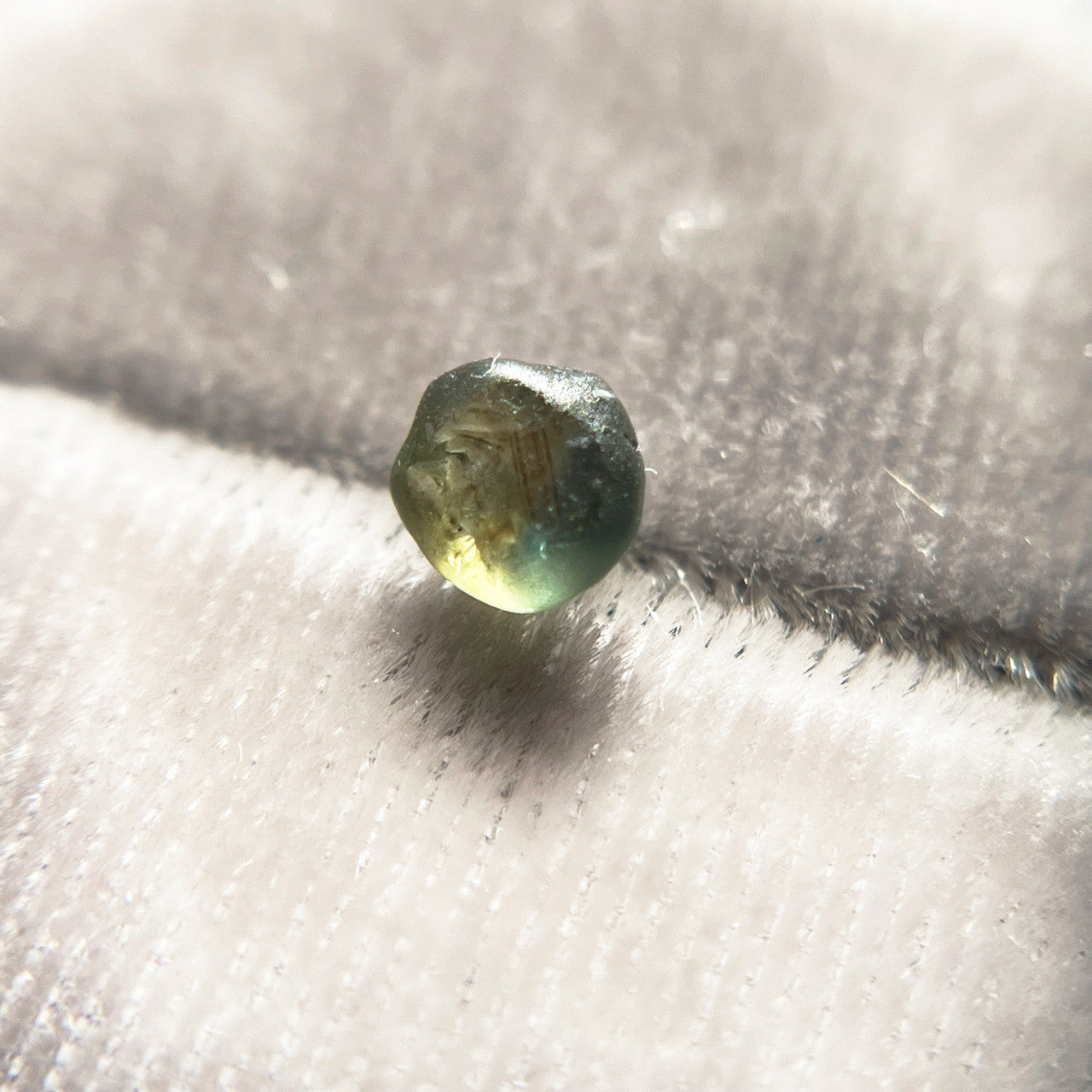 Rough Australian Bicolor Green Blue Sapphire