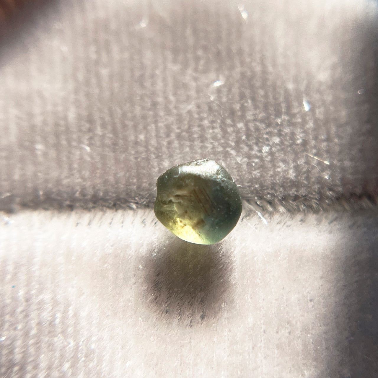 Rough Australian Bicolor Green Blue Sapphire