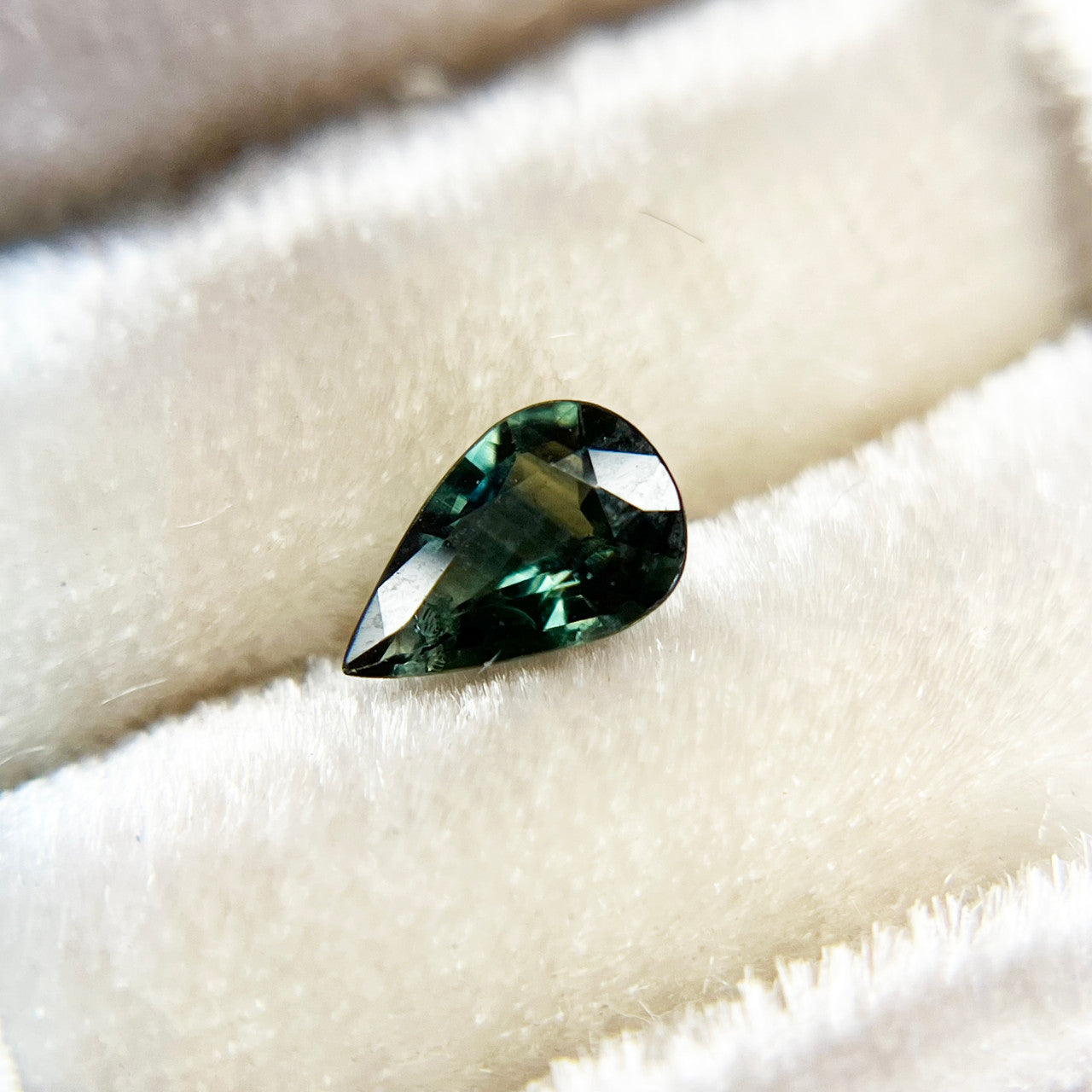 Bicolor Teal Blue Pear Cut Montana Sapphire