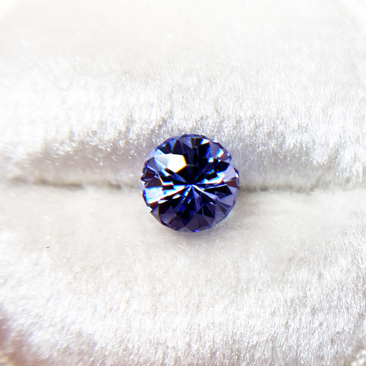 Tanzanite Round SunBurst™ Cut by John Dyer