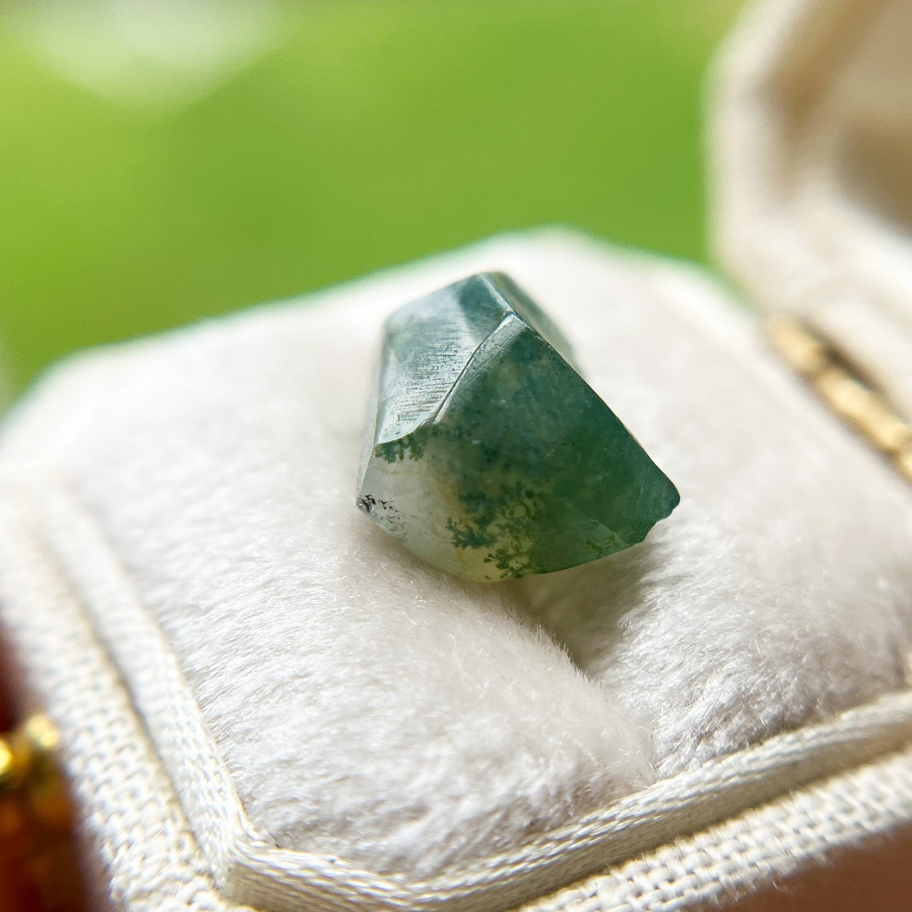 Organically Faceted  Creamy Moss Agate
