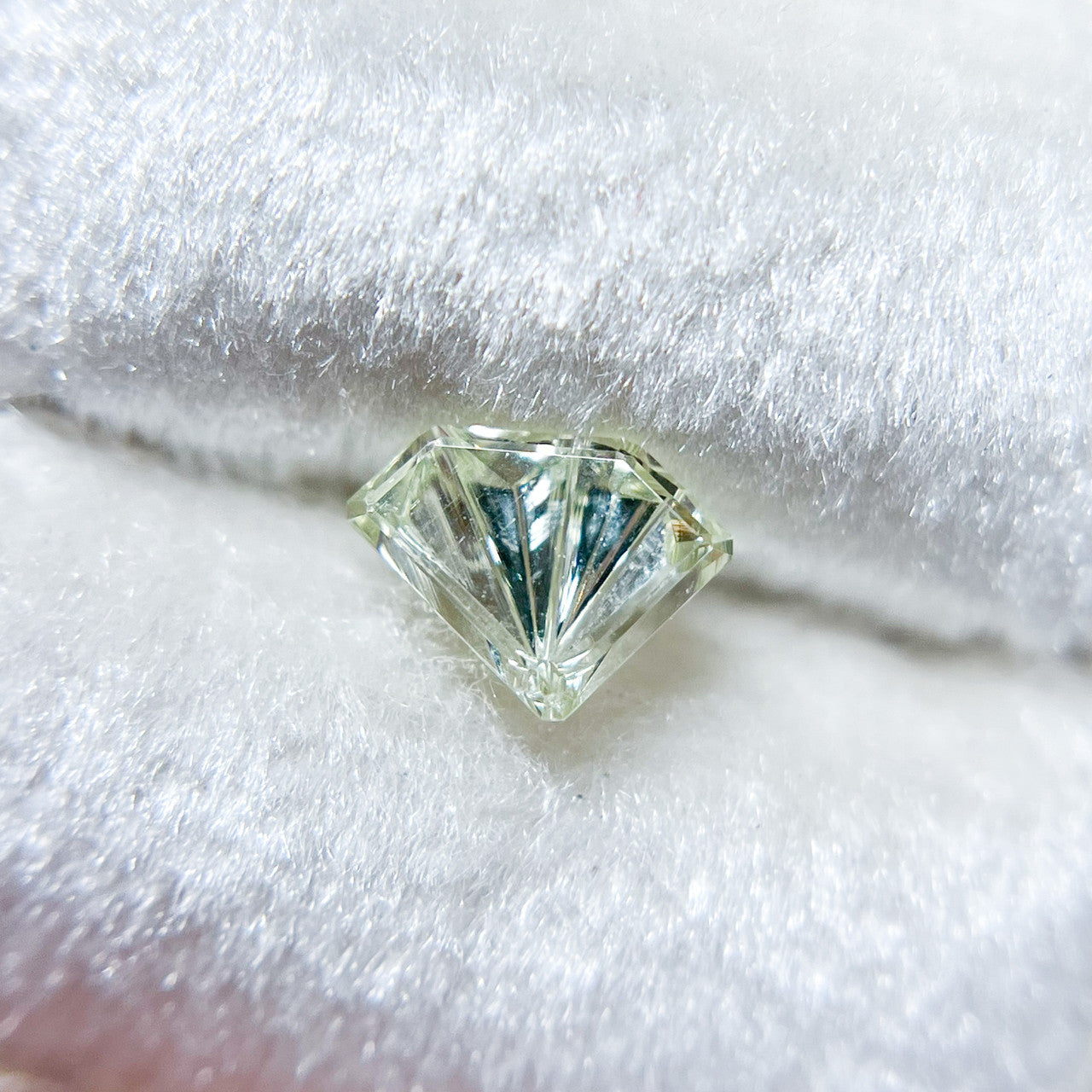 Light Yellow Sapphire Freeform Dreamscape™ Cut by John Dyer