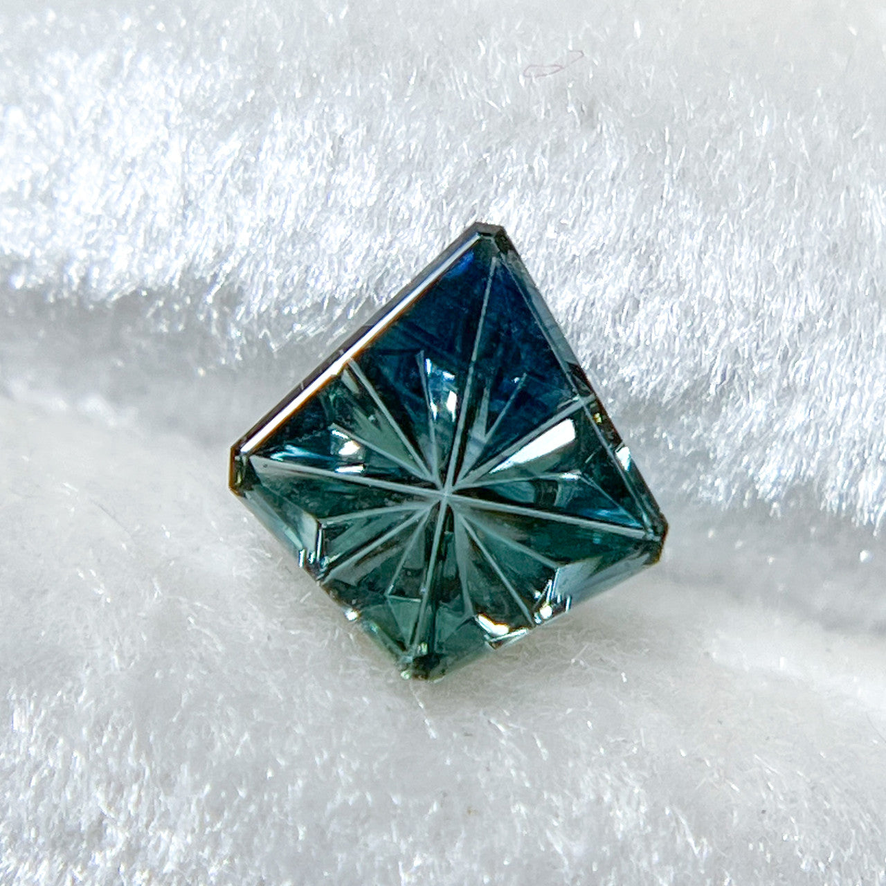 Teal Parti Color Kite Sapphire Starbrite™ Cut by John Dyer