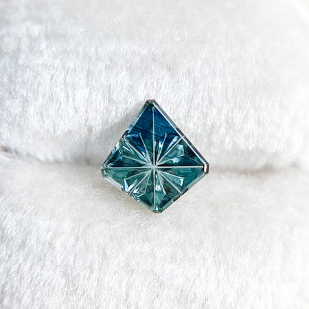 Teal Parti Color Kite Sapphire Starbrite™ Cut by John Dyer