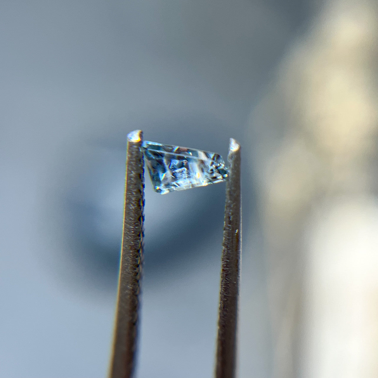 Blue Sapphire Freeform Dreamscape™ Cut by John Dyer