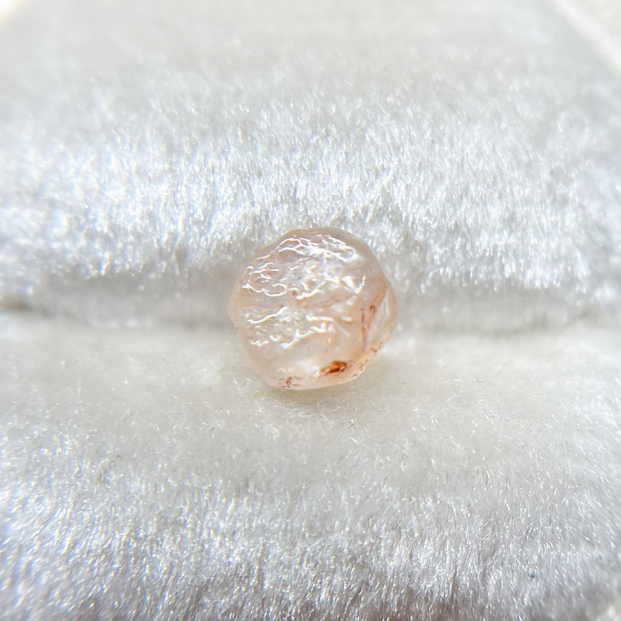 Uncut Peach Montana Sapphire