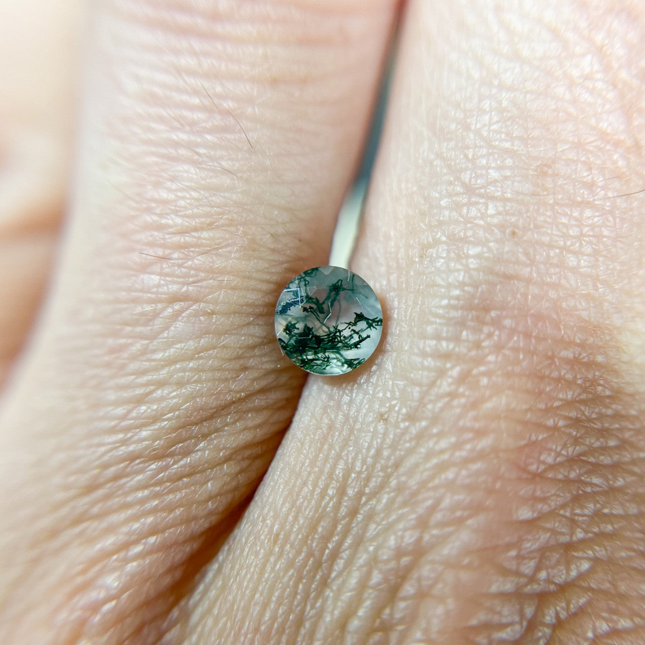 6mm Round Dark Veined Moss Agate