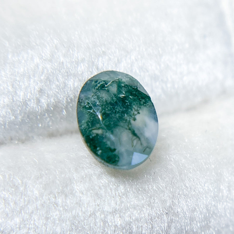 Oval Brilliant Cut Moss Agate - 1256