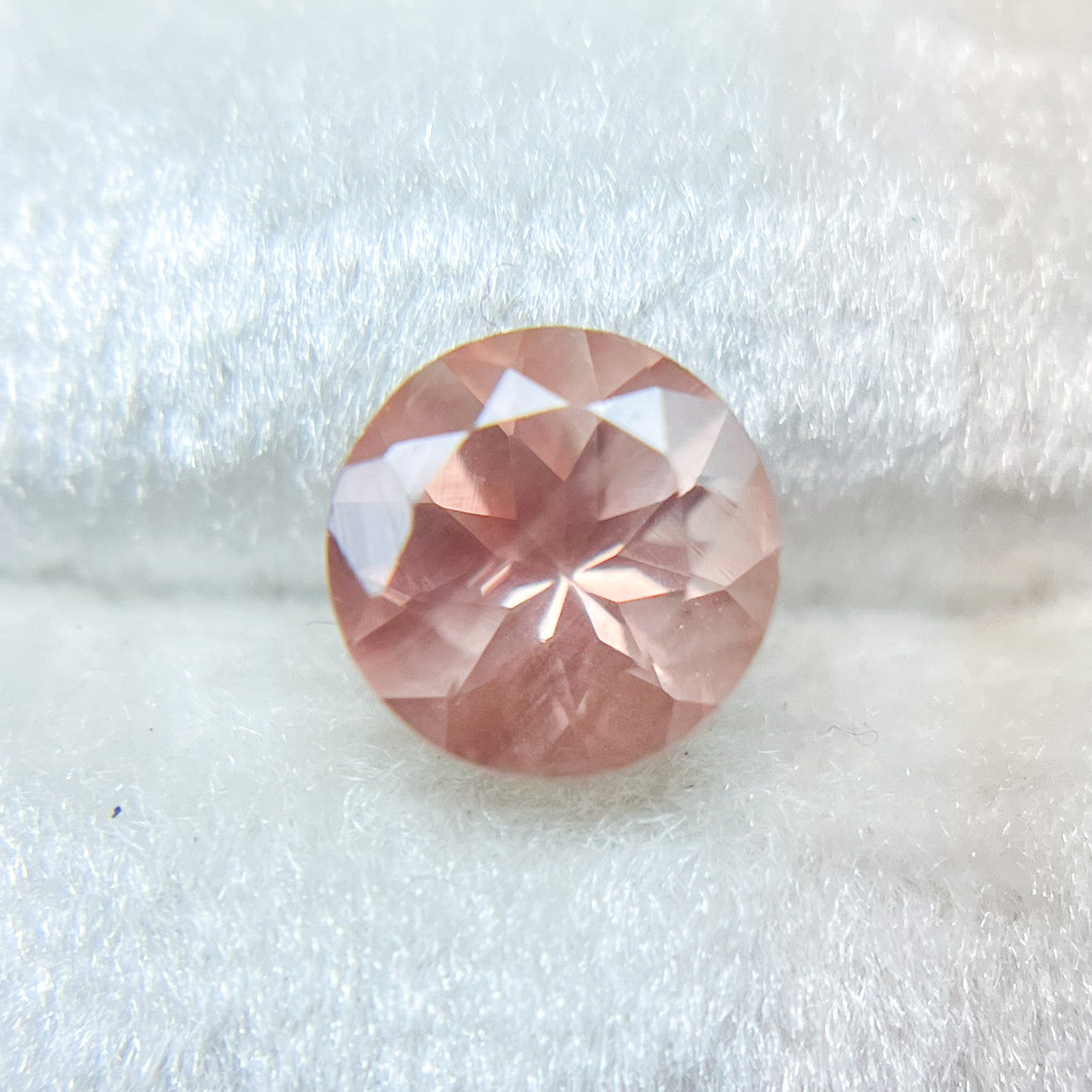Round Cut Medium Pink Oregon Sunstone