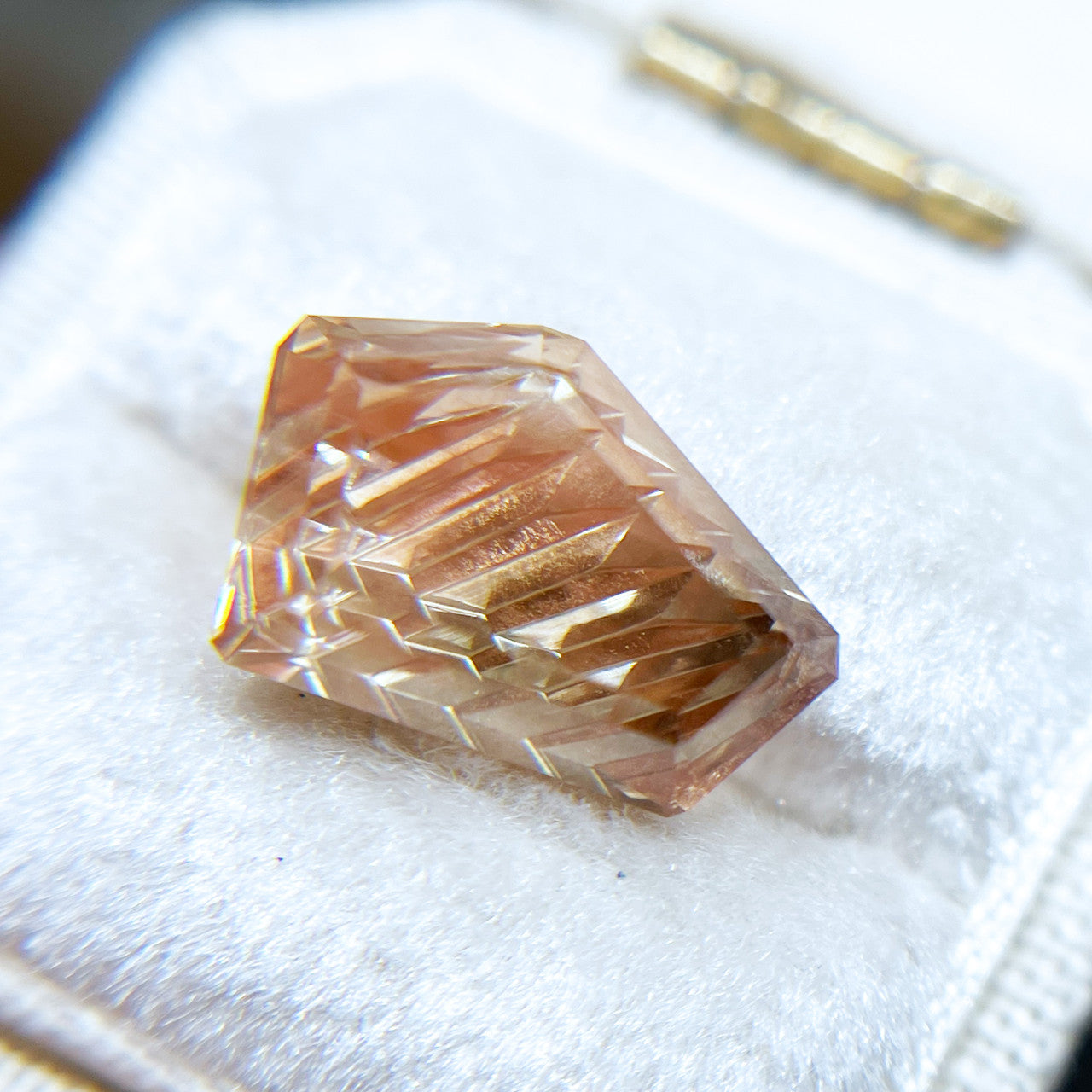 Oregon Sunstone Freeform Dreamscape™ Cut by John Dyer
