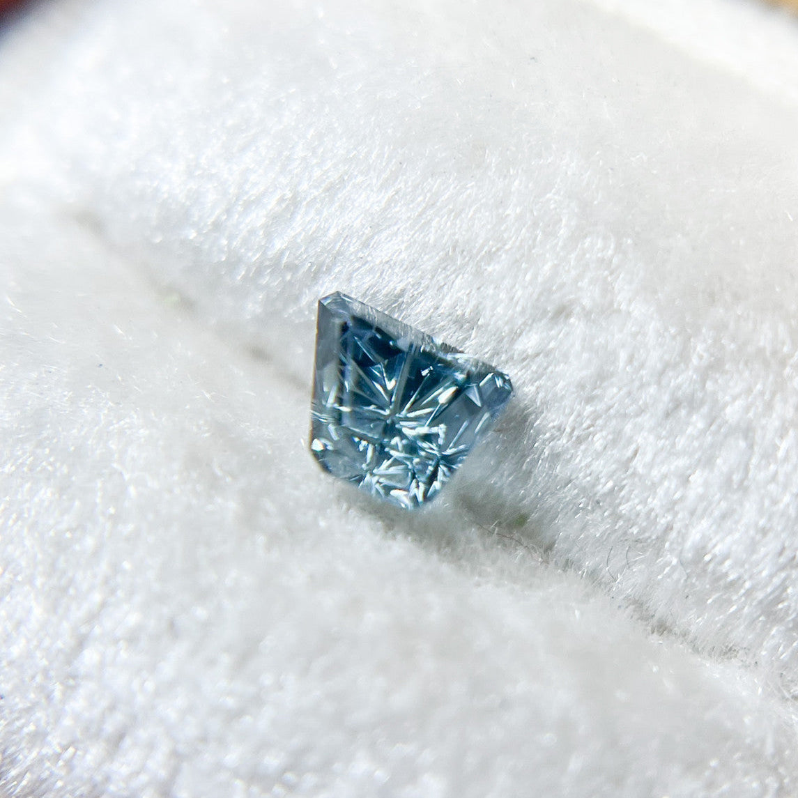 Bright Blue Sapphire Freeform  Starbrite™ Cut by John Dyer