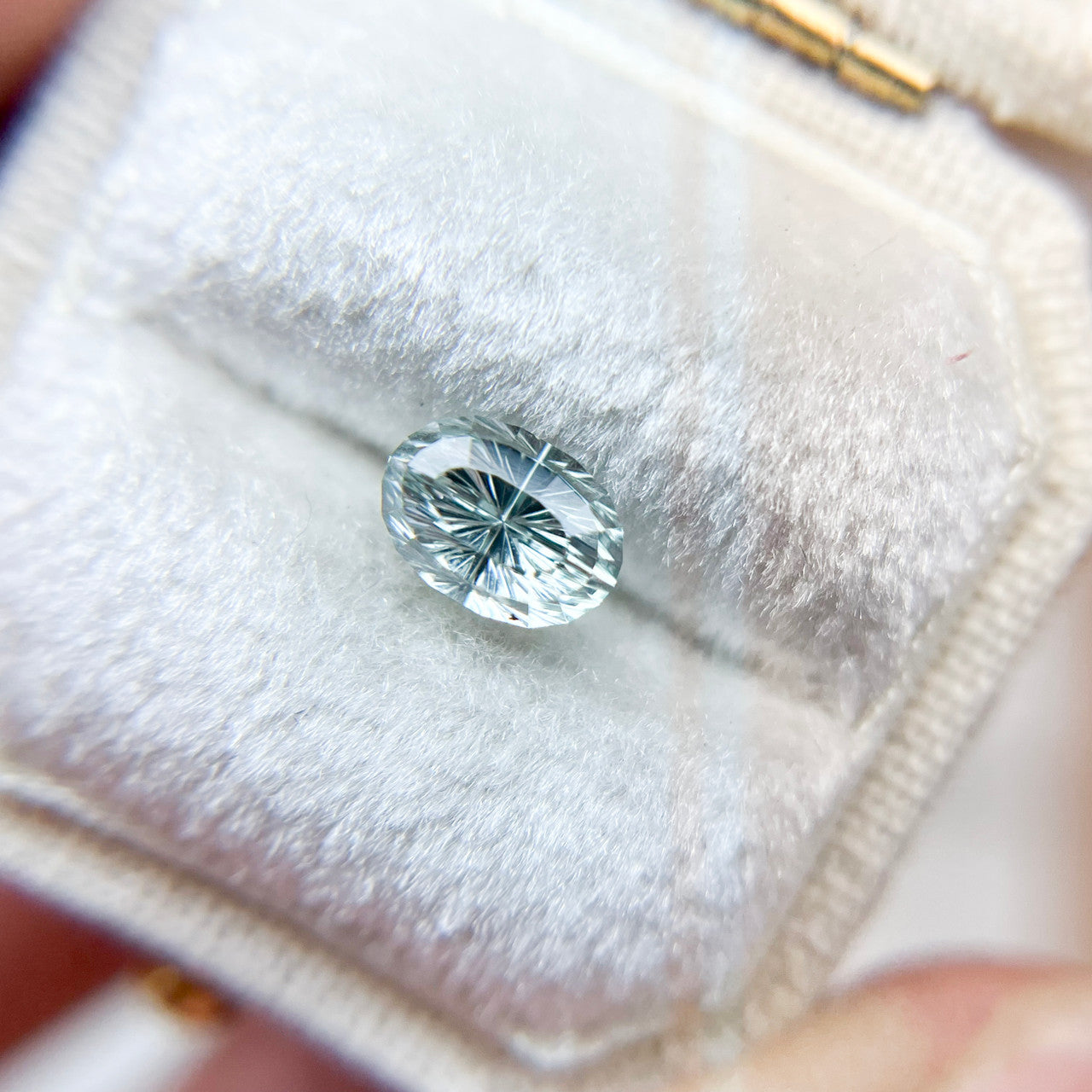 Light Blue Green Oval Montana Sapphire Mirrored Starbrite™ Cut by John Dyer