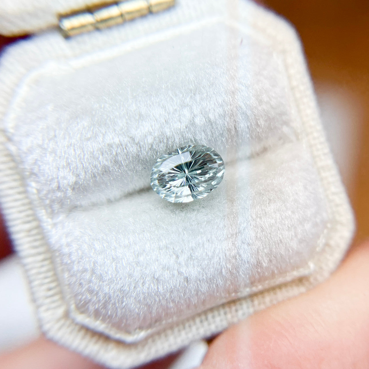 Light Blue Green Oval Montana Sapphire Mirrored Starbrite™ Cut by John Dyer