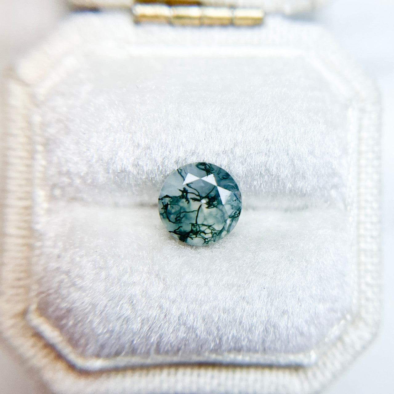 6.5mm Round Moss Agate