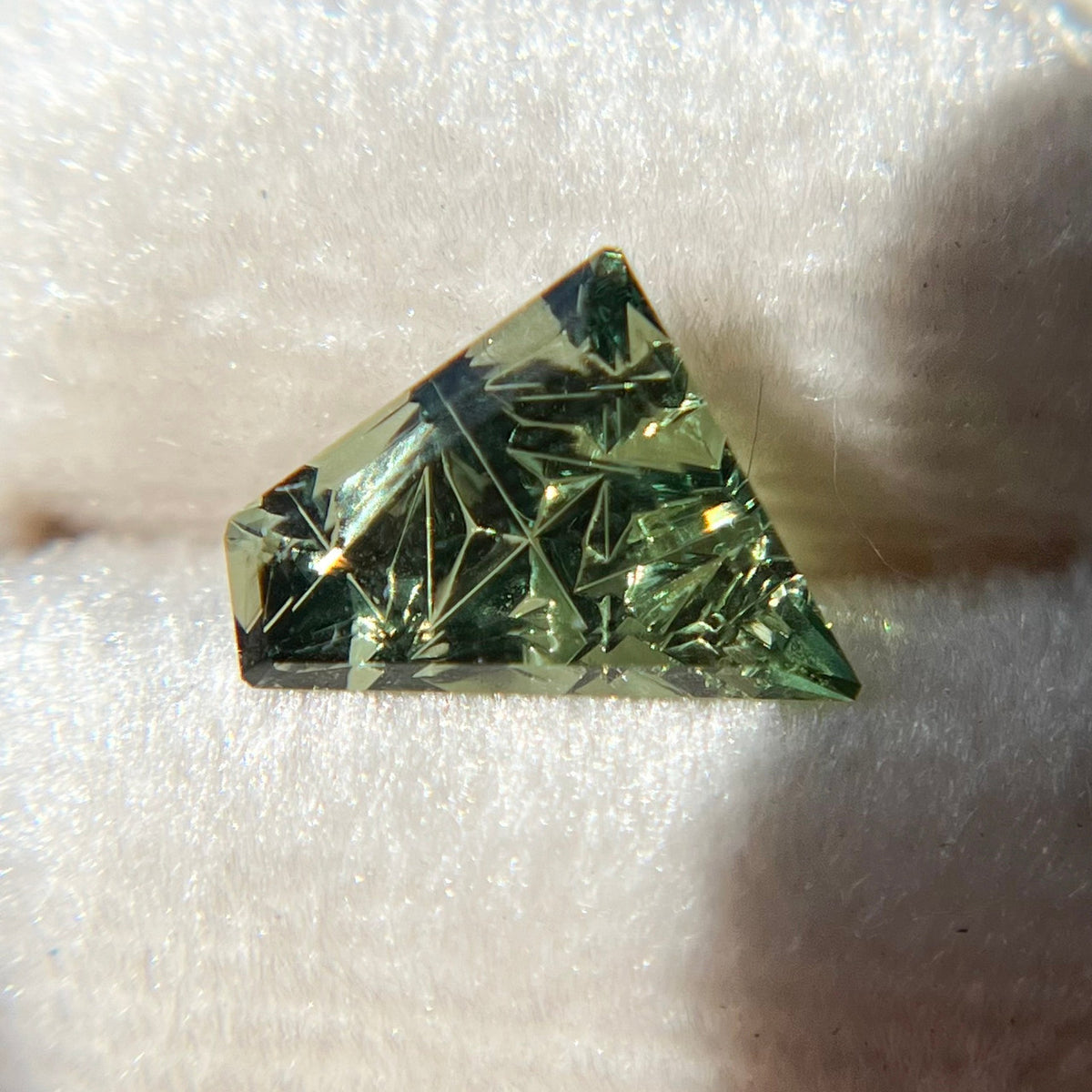 Forest Green Australian Sapphire Dreamscape™ Cut by John Dyer