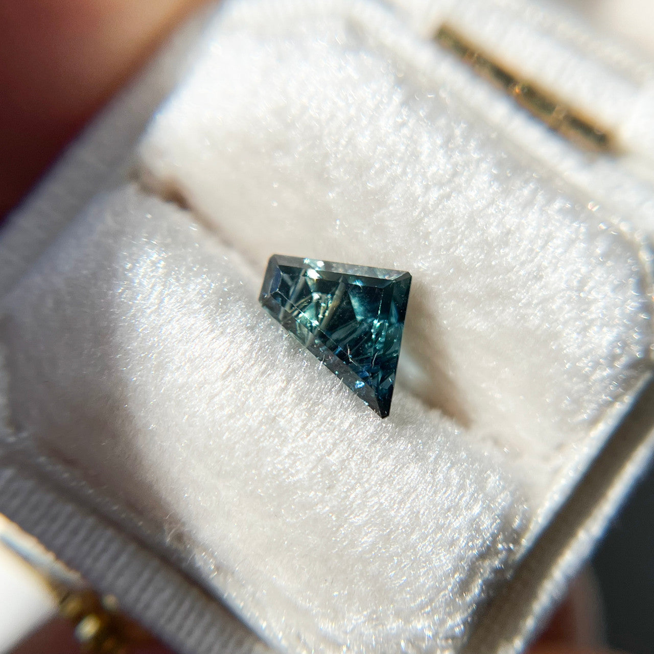 Teal Blue Parti Color Australian Sapphire Dreamscape™ Cut by John Dyer