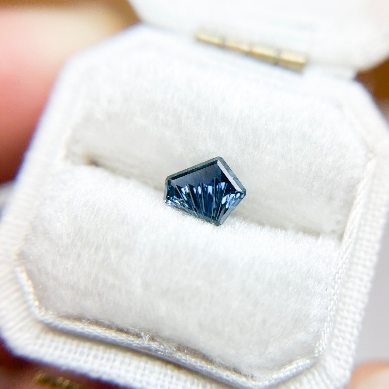 Midnight Blue Australian Sapphire Dreamscape™ Cut by John Dyer