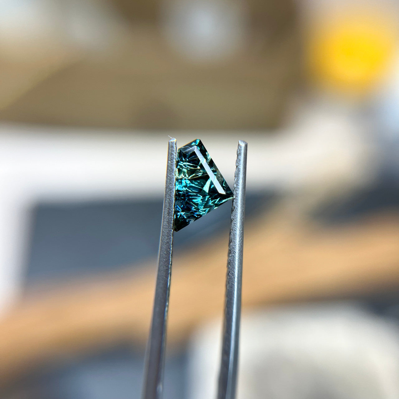 Teal Blue Parti Color Australian Sapphire Dreamscape™ Cut by John Dyer