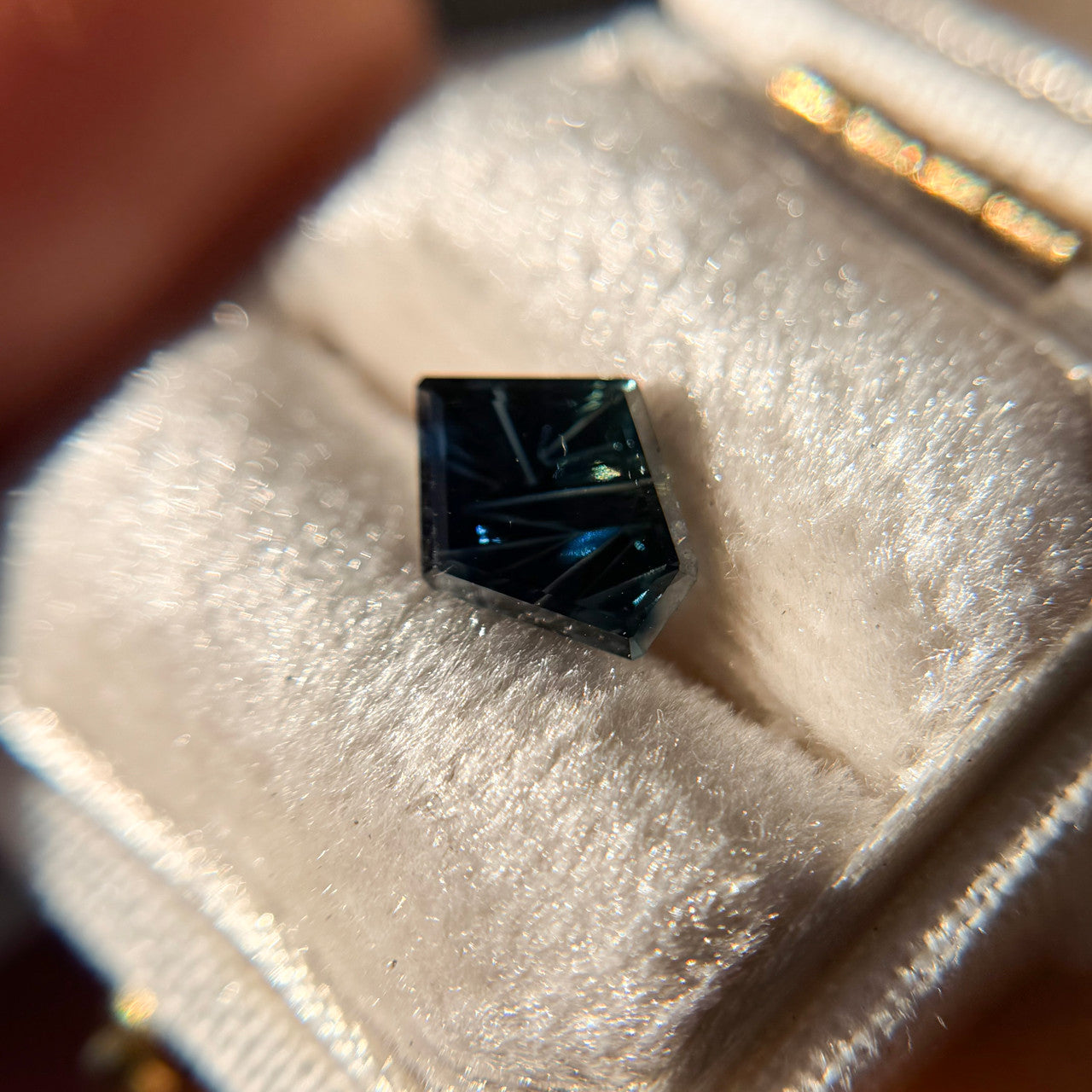 Parti Color Teal Blue Australian Sapphire Freeform Dreamscape™ Cut by John Dyer
