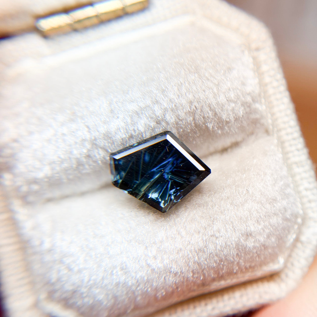 Parti Color Teal Blue Australian Sapphire Freeform Dreamscape™ Cut by John Dyer