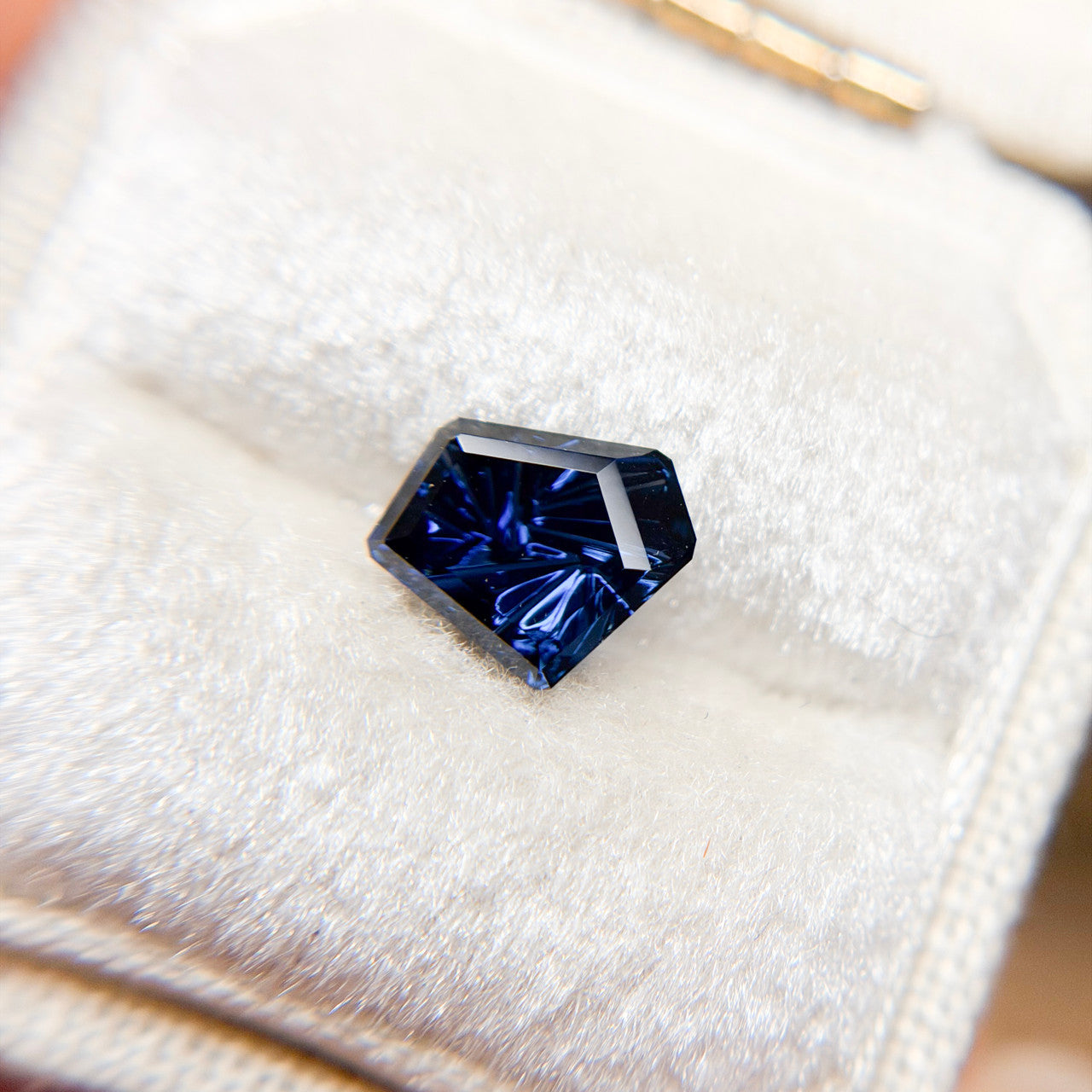 Vivid Blue Australian Sapphire Freeform Dreamscape™ Cut by John Dyer