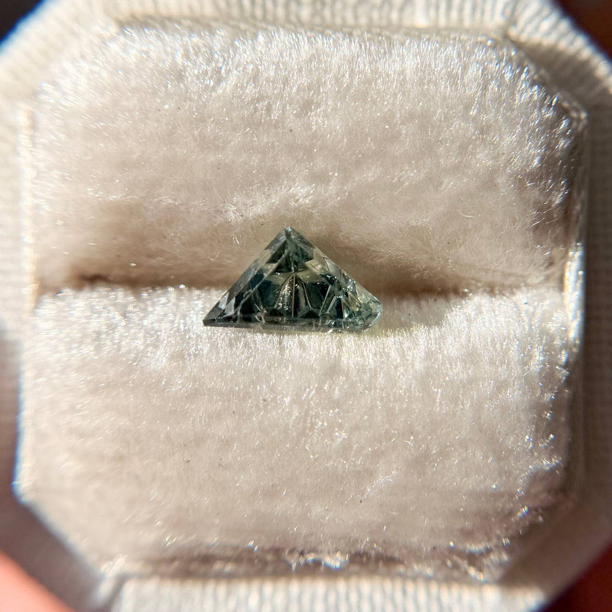 Parti Color Myrtle Green Australian Sapphire Dreamscape™ Cut by John Dyer