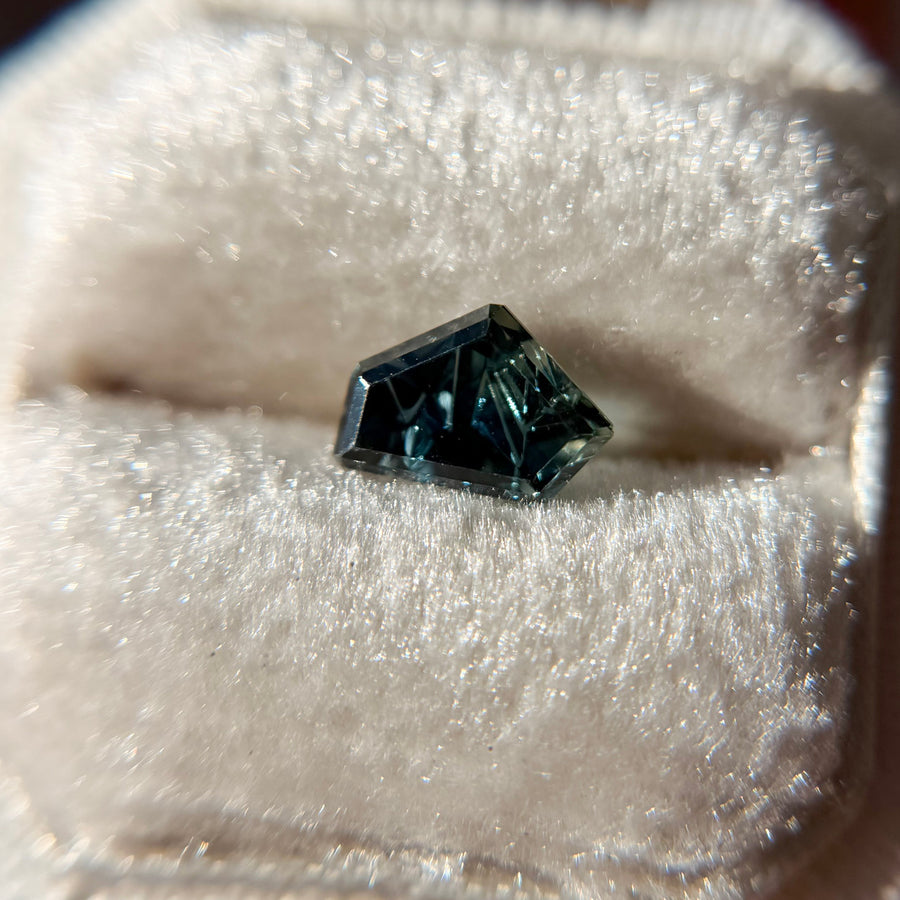 Parti Color Sky Blue Australian Sapphire Dreamscape™ Cut by John Dyer