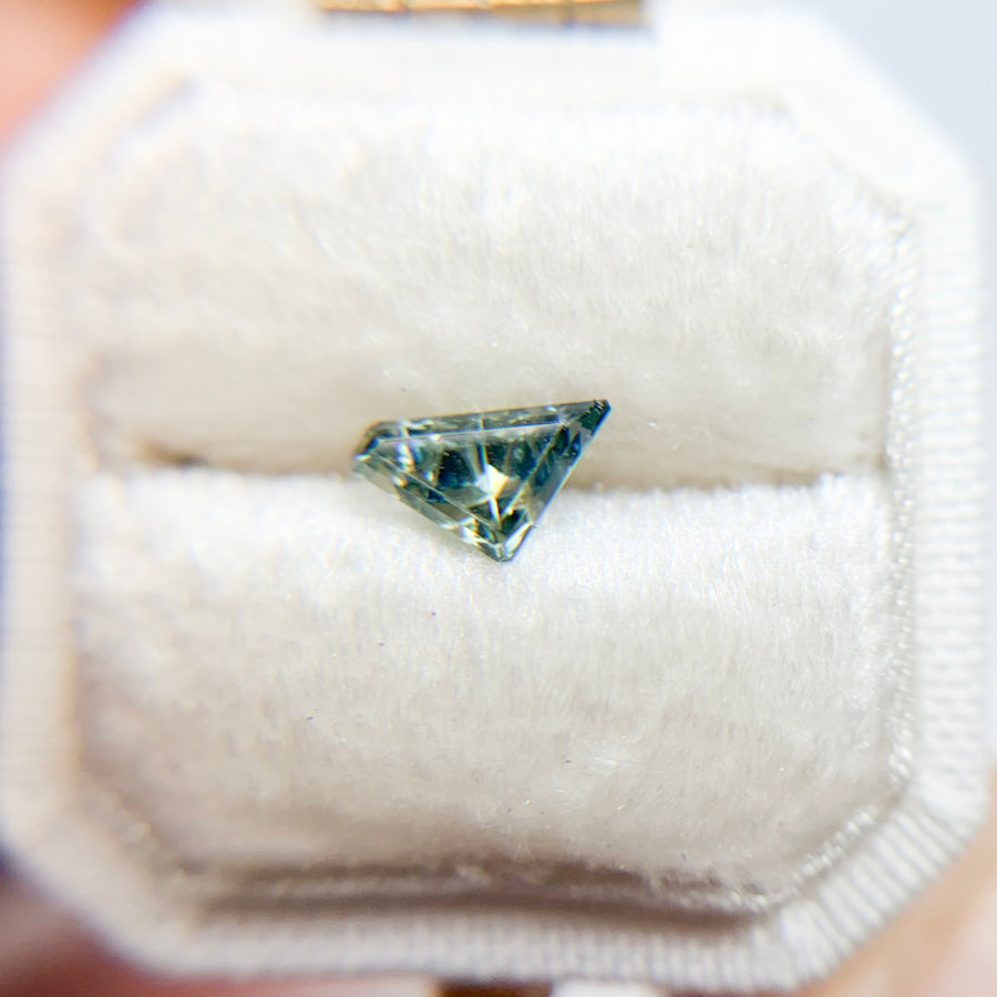 Parti Color Myrtle Green Australian Sapphire Dreamscape™ Cut by John Dyer