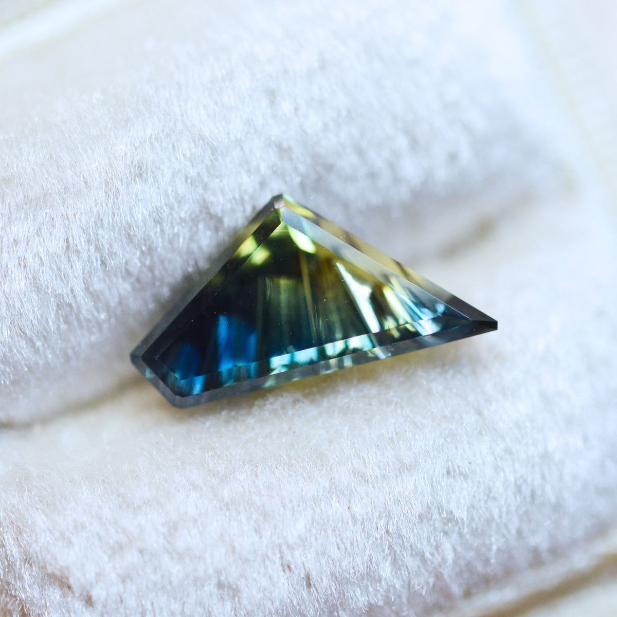 Elysian Wing Sapphire - Parti Color Teal Green Lime Australian Sapphire, Dreamscape™ Cut by John Dyer