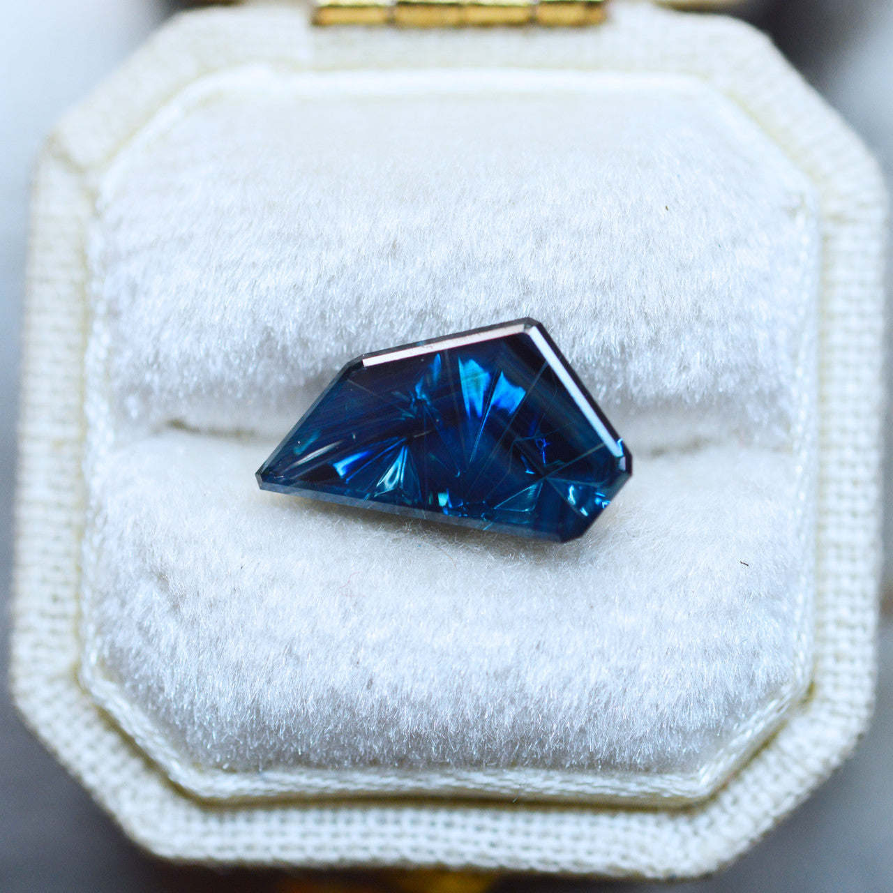 Blue Australian Sapphire Freeform Dreamscape™ Cut by  John Dyer
