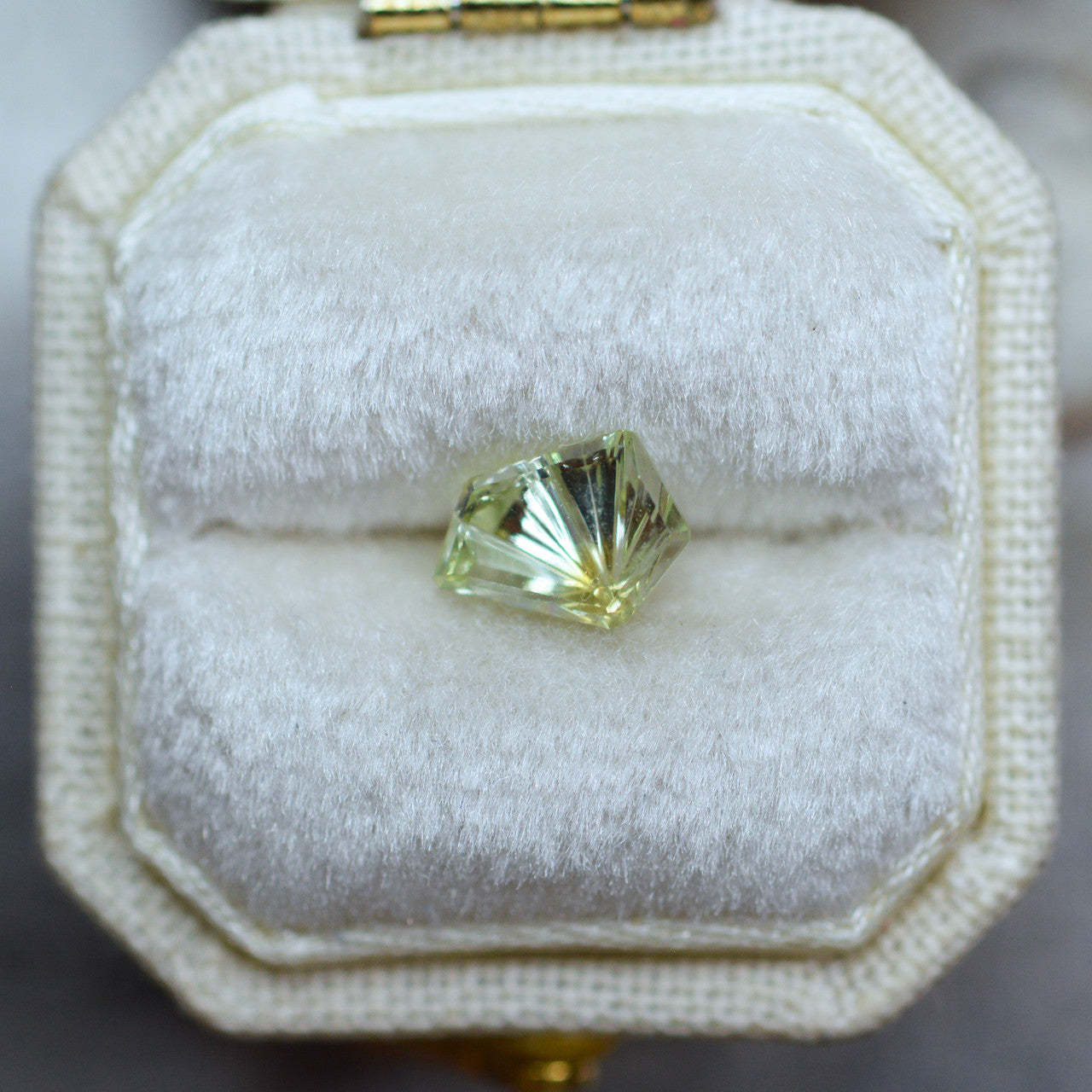Yellow Green Montana Sapphire Freeform Dreamscape™ Cut by  John Dyer