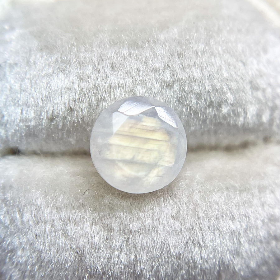 7mm Rainbow Moonstone