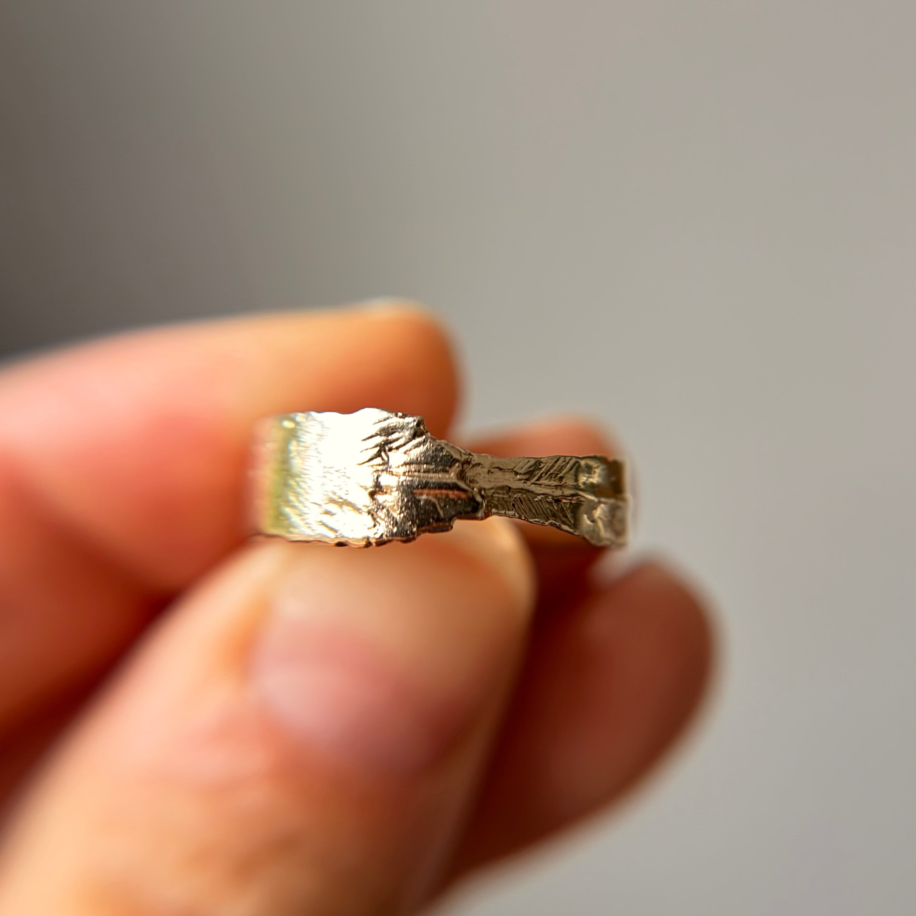6mm Plume Ring - Ready To Ship