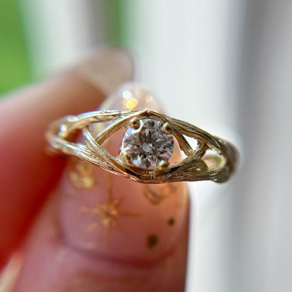 Laurel Diamond Solitaire