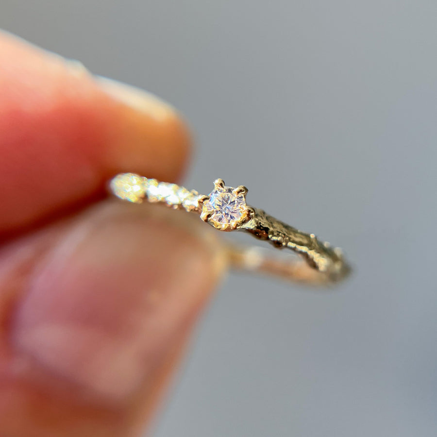 Lila Diamond Solitaire