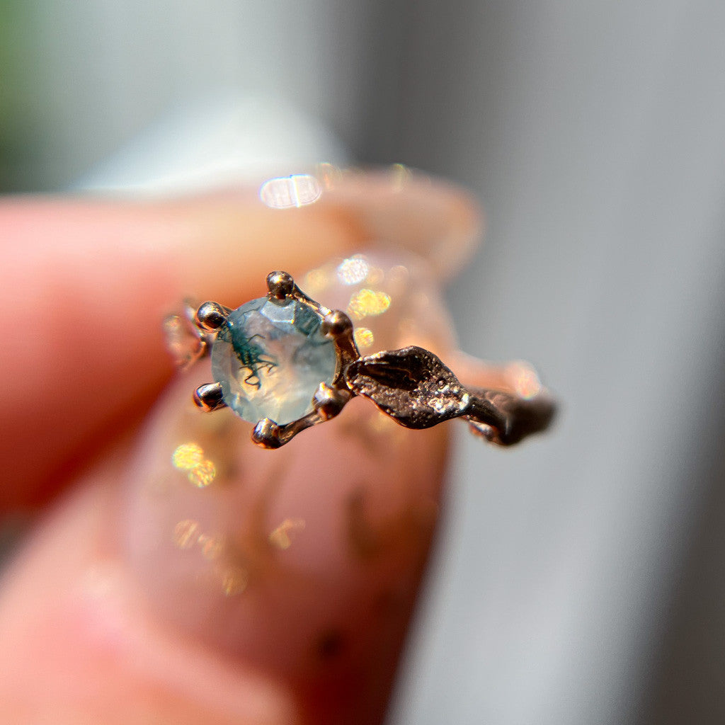 Flora Moss Agate Solitaire Ring