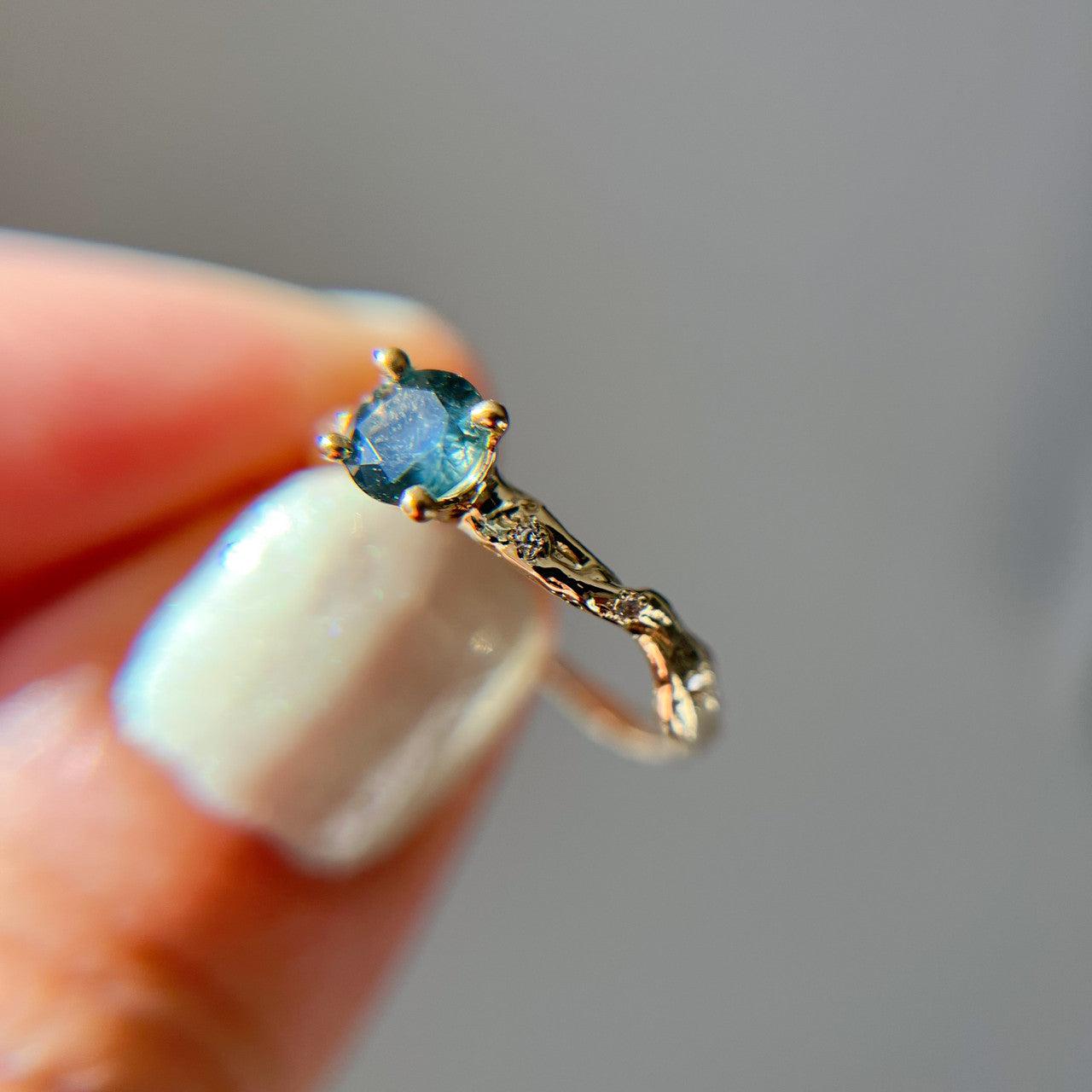 14K White Gold Naples Twisted Teal Montana Sapphire Solitaire Ring