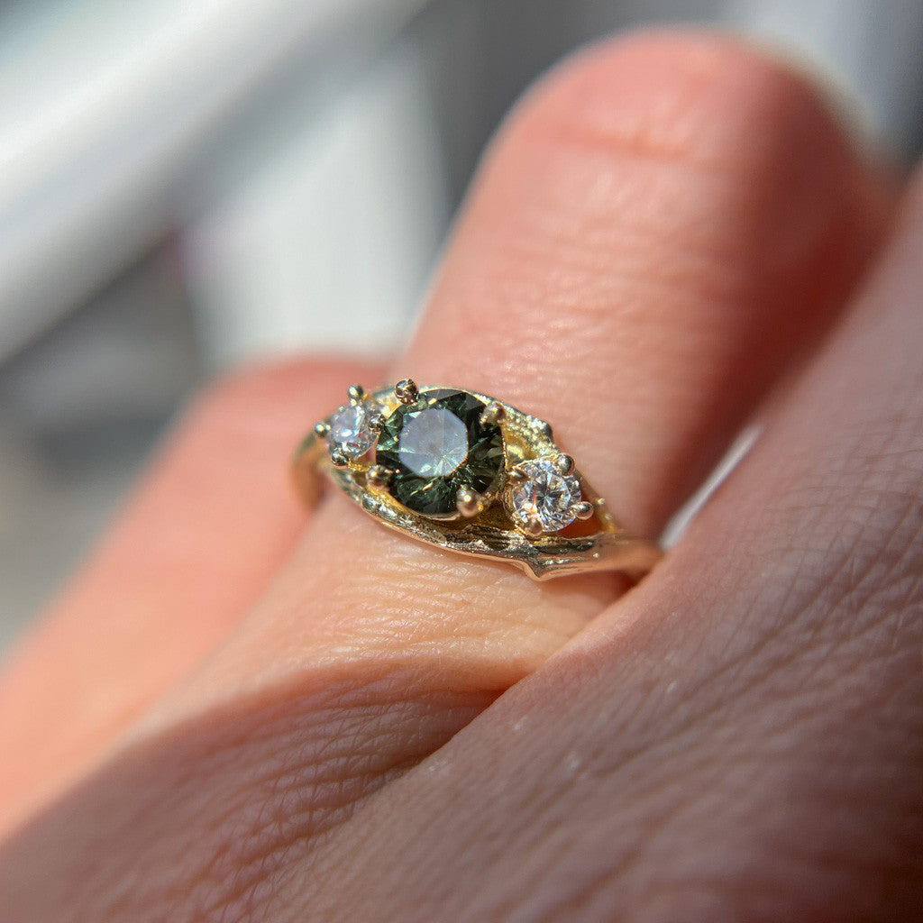 Unity Three Stone Setting